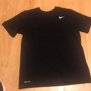 Mens small black Nike tee